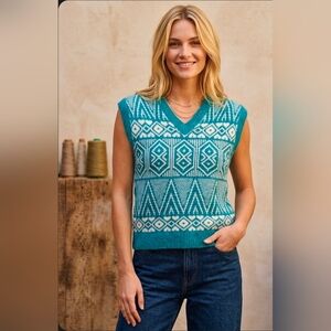 Vintage Nomi Teal and White V-Neck Sweater Vest Rami And Silk.